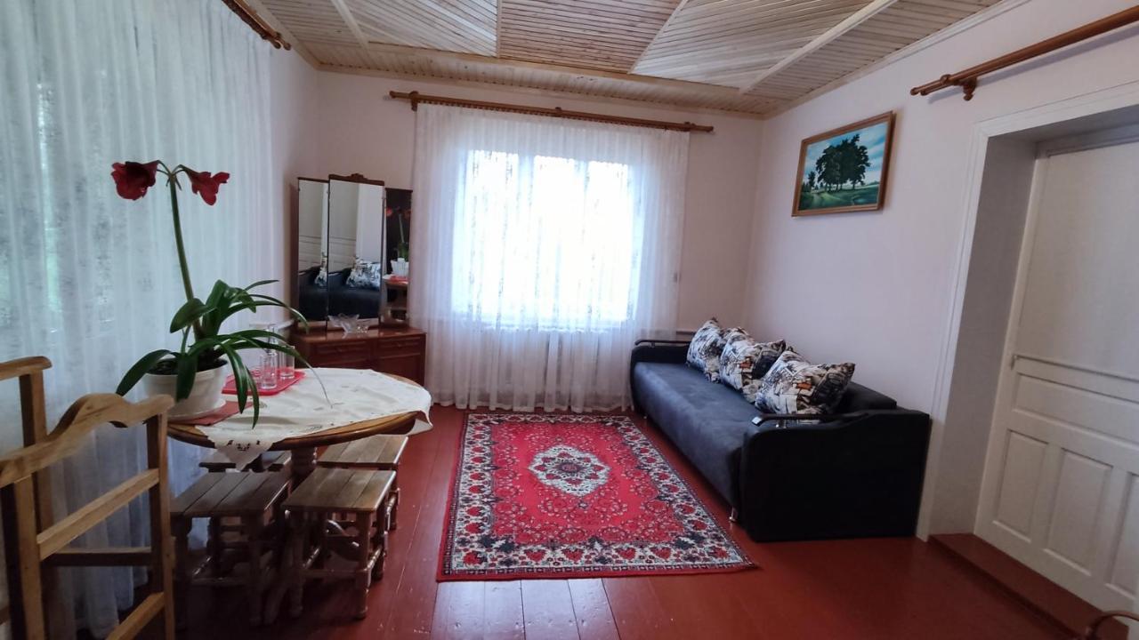 Bat'Kivska Hata Stari Kuty Esterno foto