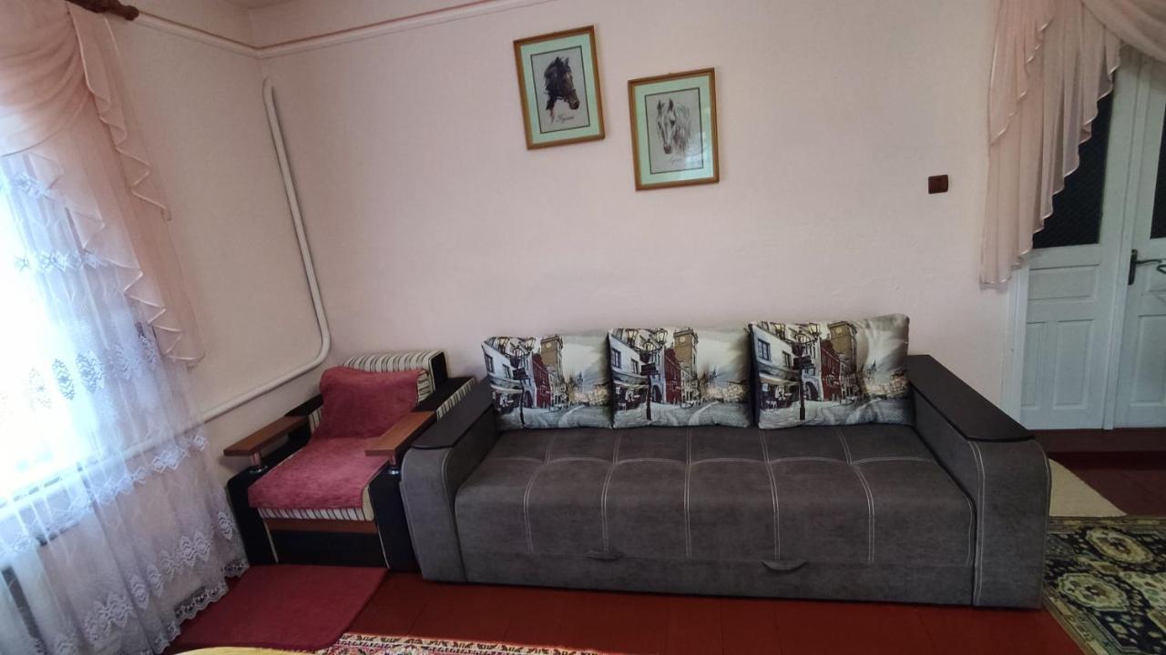 Bat'Kivska Hata Stari Kuty Esterno foto